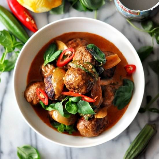 Grilled Lamb Meatball & Okra Curry