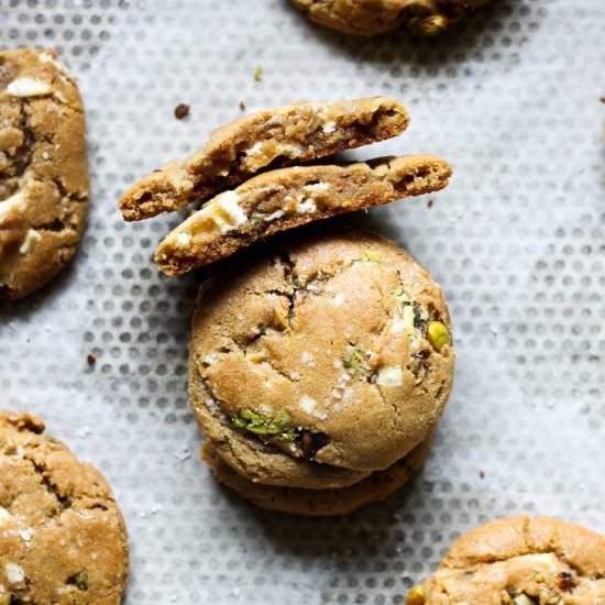 Pistachio White Chocolate Cookies