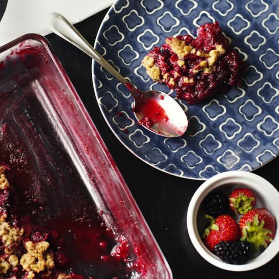 Vegan Triple Berry Crumble