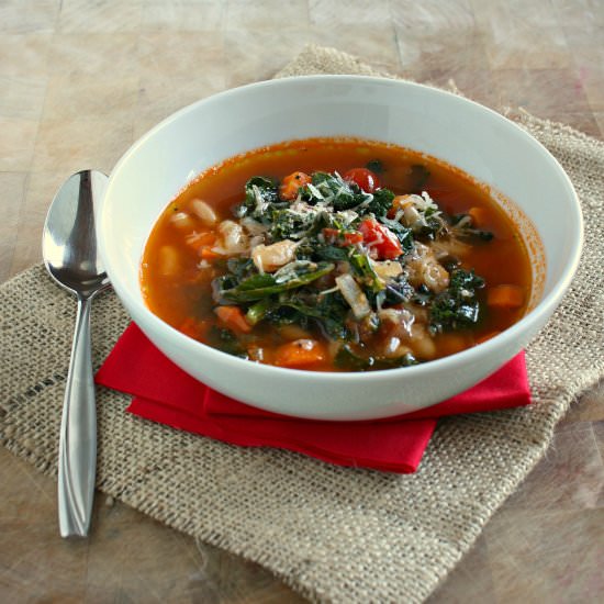 Kale, Tomato & Bean Soup