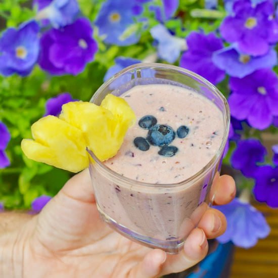 Blueberry Pineapple Smoothie