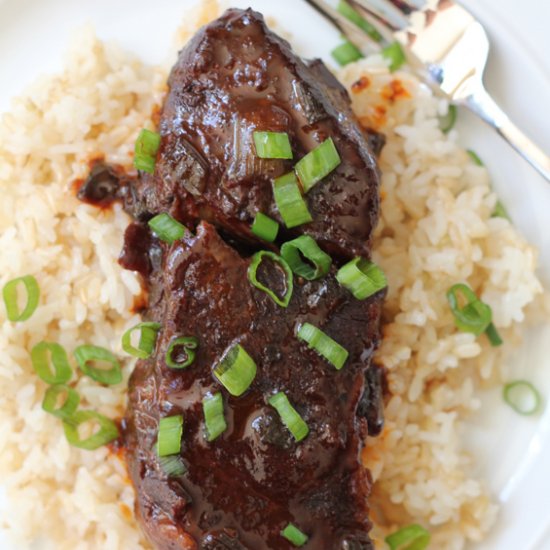 Slow Cooker Spicy Beef Short Ribs