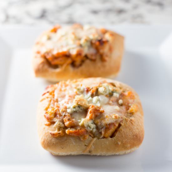 Buffalo Chicken Pizza Bread