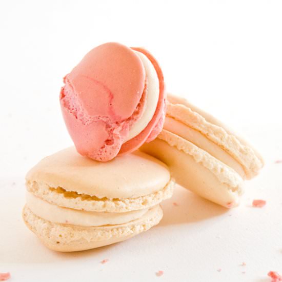 Strawberry Split Macarons