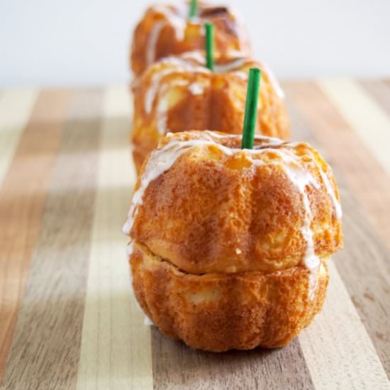 Mini Chocolate Chip Pumpkin Cakes