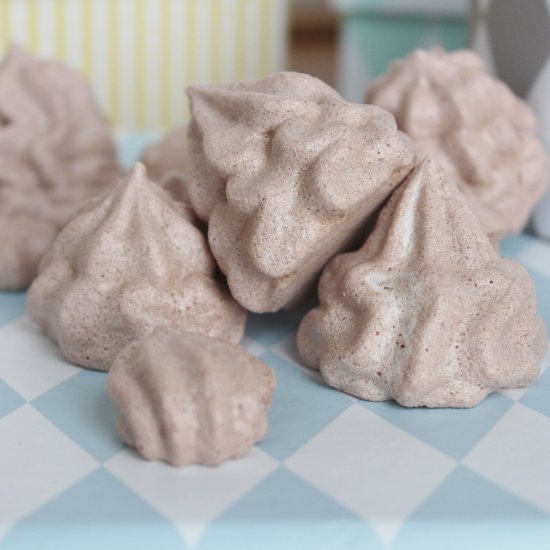 Hot Chocolate Meringue Cookies