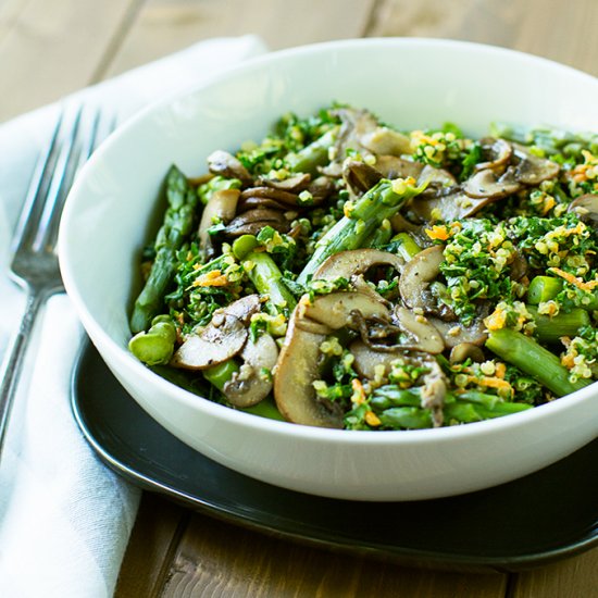 Quinoa Kale Bowl with Mushrooms