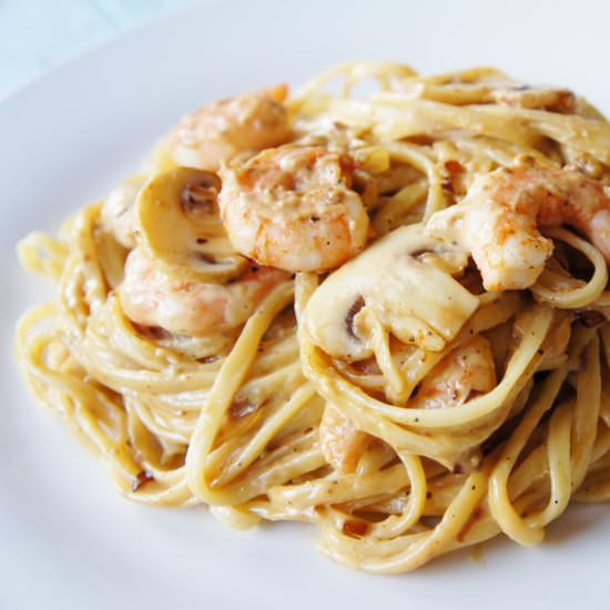 Creamy Prawn & Mushroom Linguine