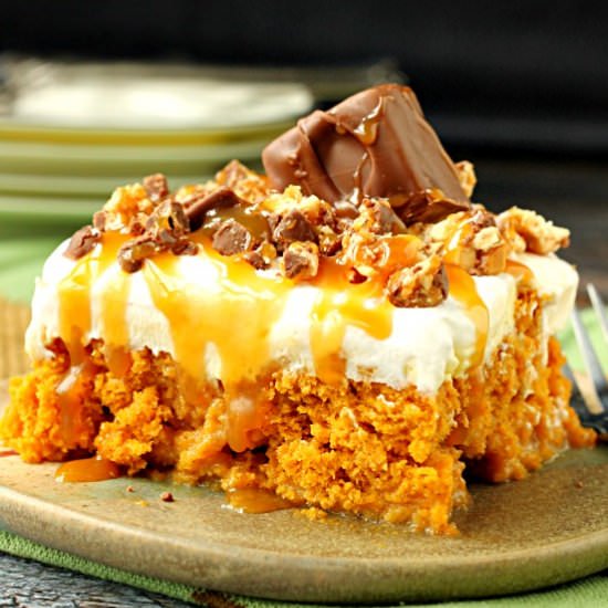 Skinny Pumpkin Snickers Poke Cake