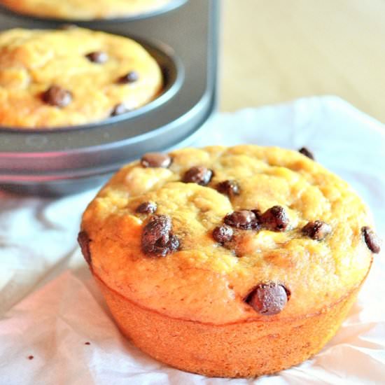 Healthy Banana Choco Chip Muffins