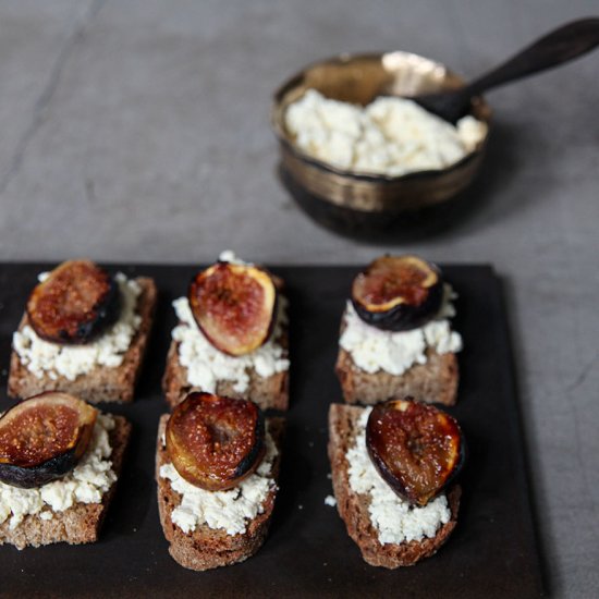 Roasted Fig Bruschetta