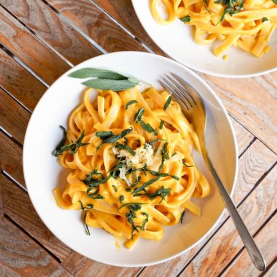 Vegan Creamy Pumpkin Pasta w/ Sage