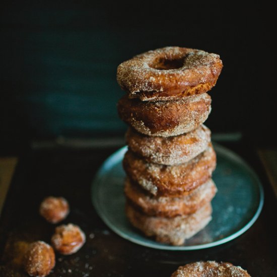 Homemade Apple Cider Donuts