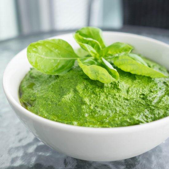 Spinach and Basil Pesto