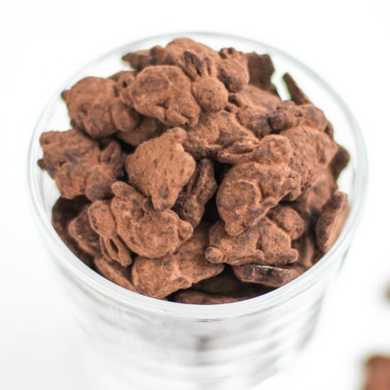 Healthy Chocolate Muddy Buddies