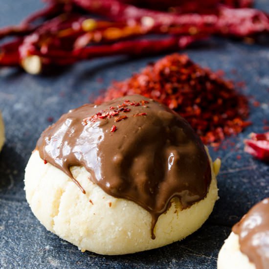 Chocolate Chili Banana Cookies