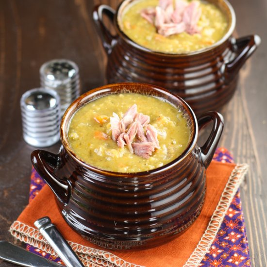 Slow Cooker Split Pea Soup