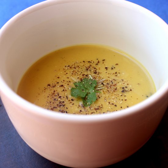 Roasted pumpkin and garlic soup