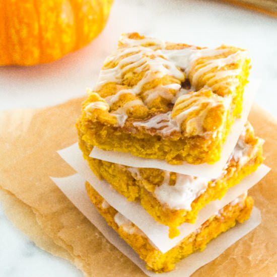 Pumpkin Snickerdoodle Bars