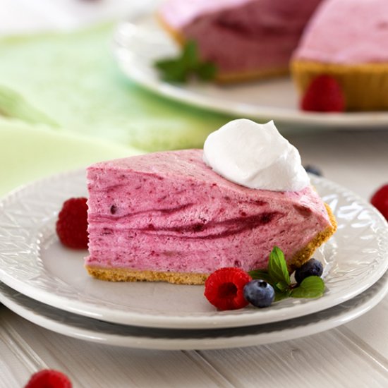 Light and Fluffy Frozen Yogurt Pie