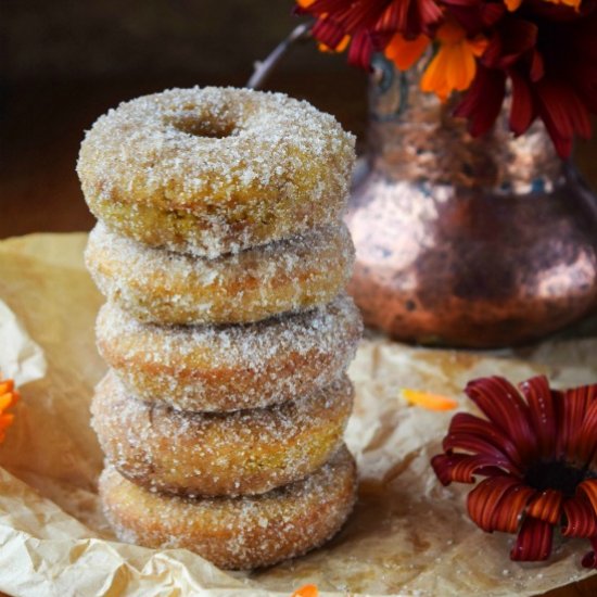 Pumpkin Spiced Baked Doughnuts