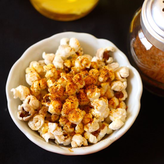 Spicy (and Healthy) Fall Popcorn