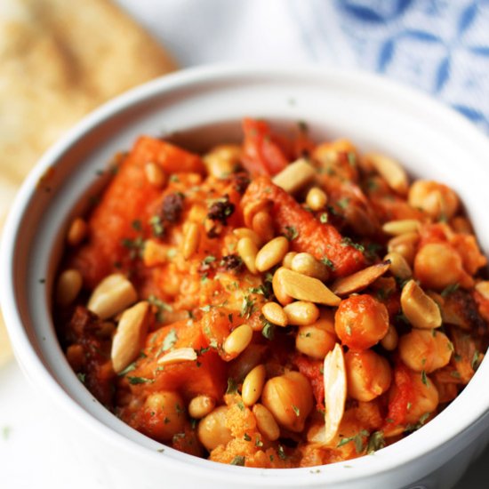 Chickpeas and Cauliflower Stew