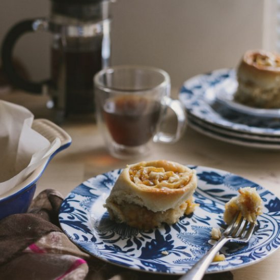 Spiced Caramel Apple Cinnamon Rolls