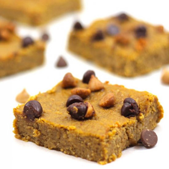 Protein Pumpkin Pie Bars