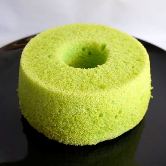 Pandan Chiffon Cake