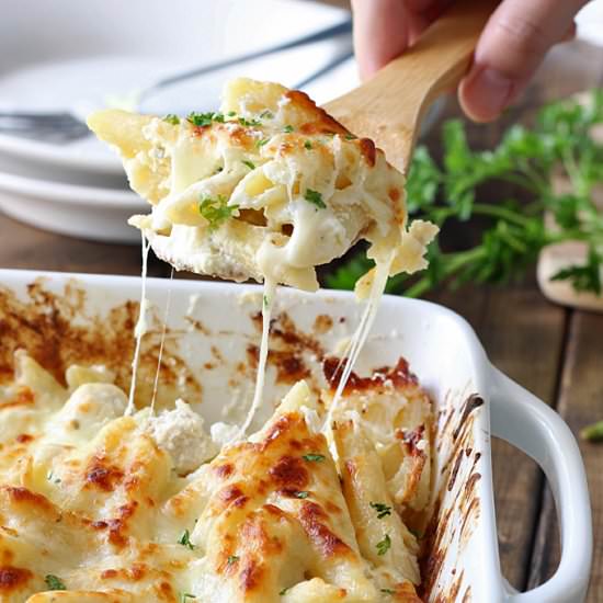 Chicken Alfredo Pasta Bake