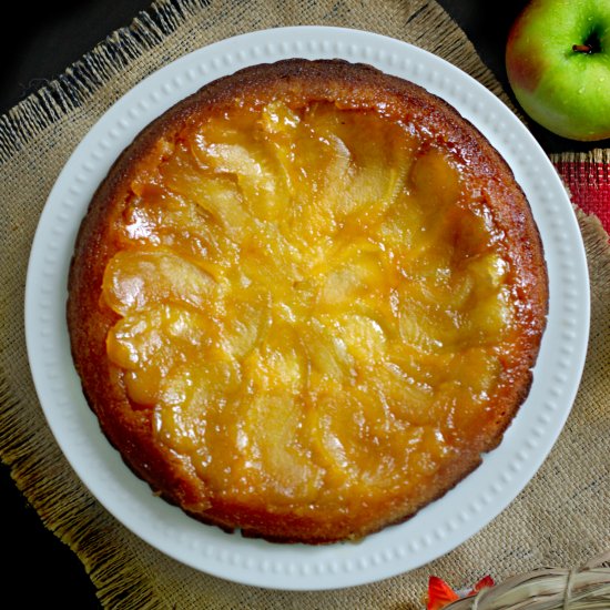 Caramel Apple Cake