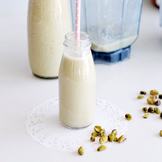 Pistachio Date Milk