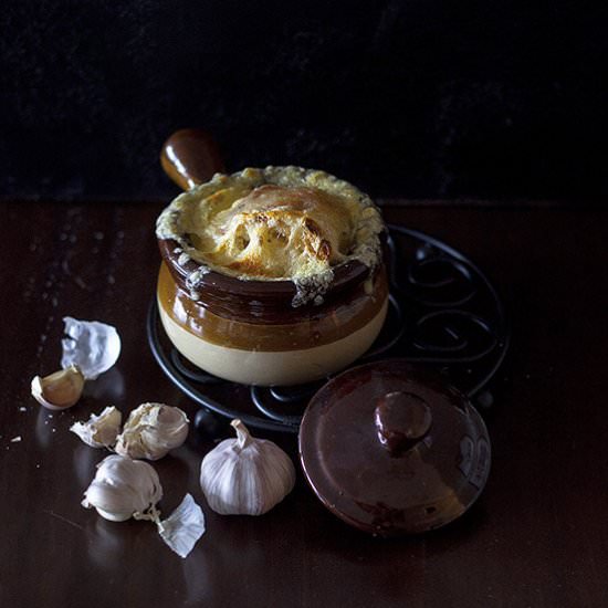 Baked Garlic Soup Au Gratin