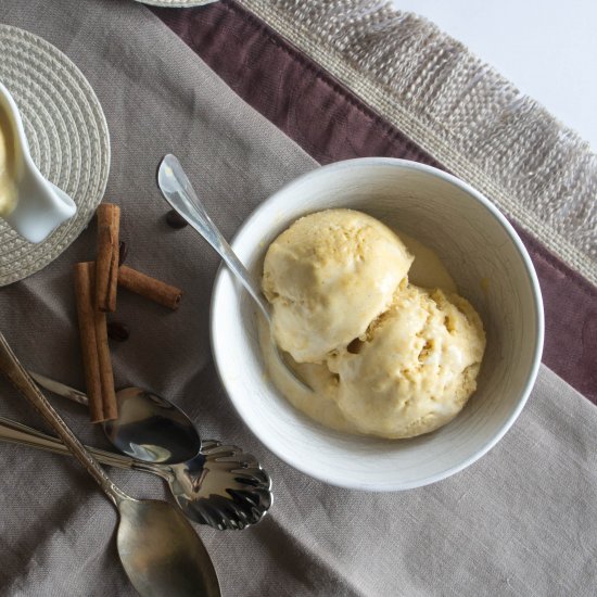 Pumpkin spice latte ice cream