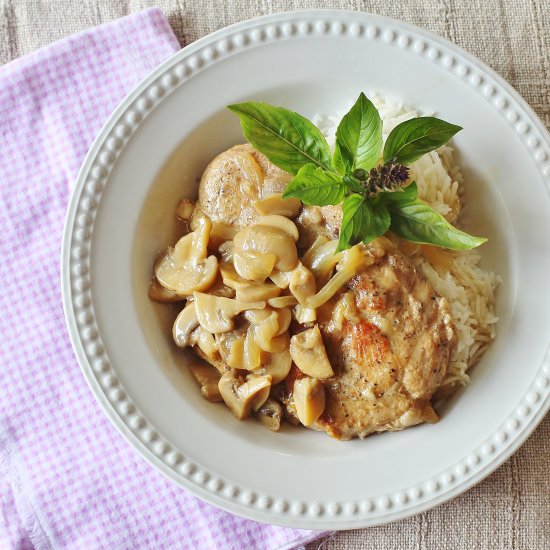 Baked Pork Chops w/Mushroom Gravy