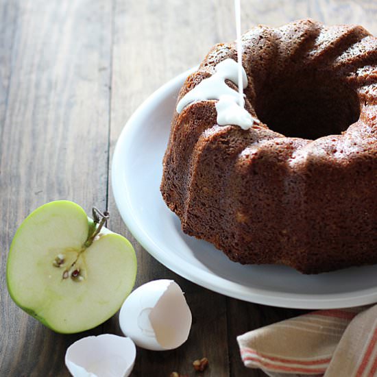 The BEST Apple Nut Cake