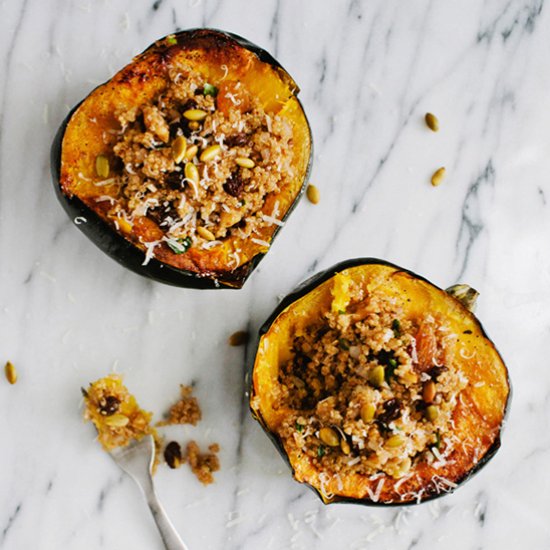 Quinoa stuffed acorn squash