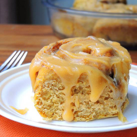 Pumpkin Cinnamon Rolls with Pumpkin