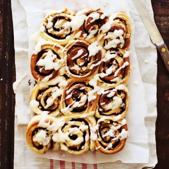 Apple Cinnamon Rolls