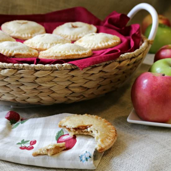 Chewy Caramel Apple Pie Cookies