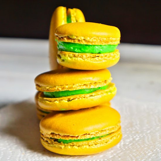 Pandan Macarons