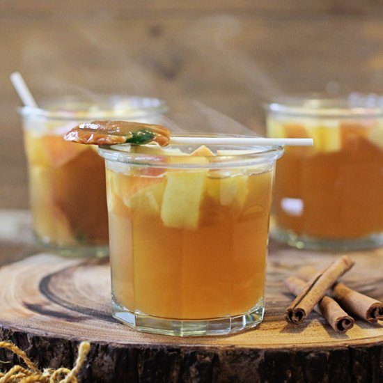 Hot Caramel Apple Cocktail