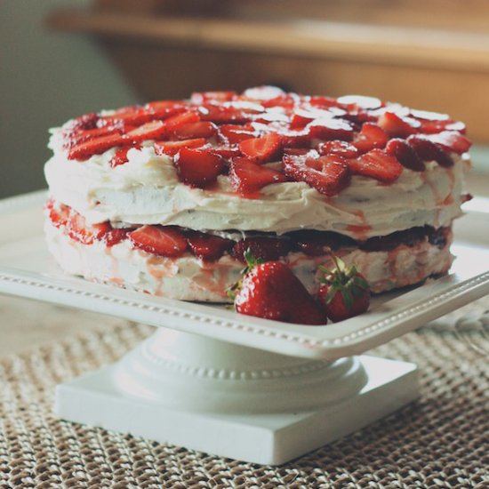 Strawberries & Cream Cake