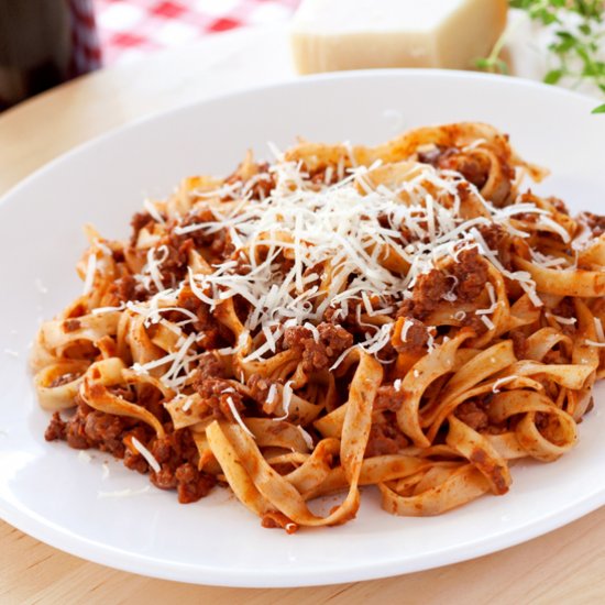 Tagliatelle con Ragù alla Bolognese