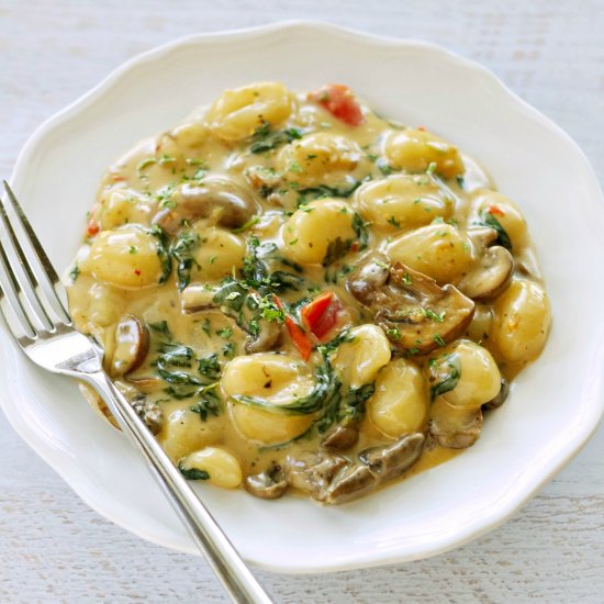 White Cheddar Skillet Gnocchi