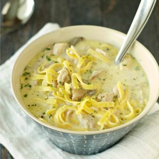 Crockpot Creamy Chicken Noodle Soup