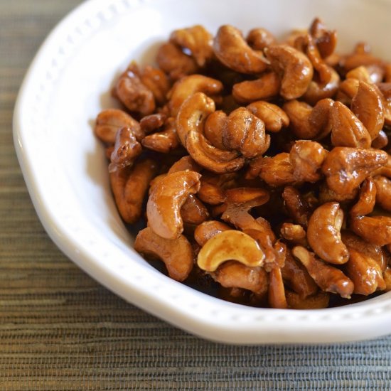 Honey Ancho Chili Cashews