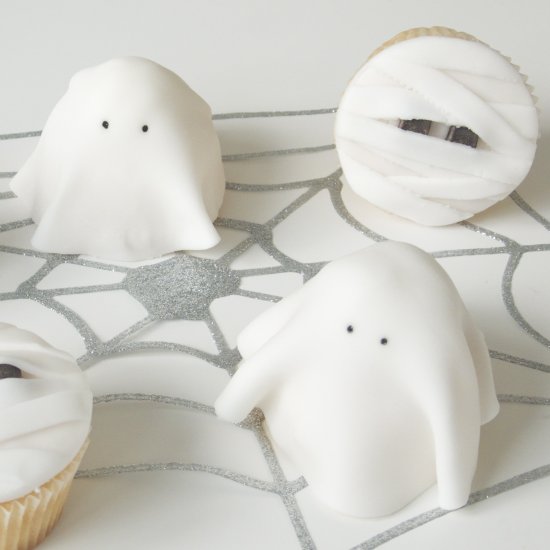 Simple Halloween Cupcakes