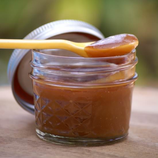 Healthy 3 Ingredient Caramel Sauce